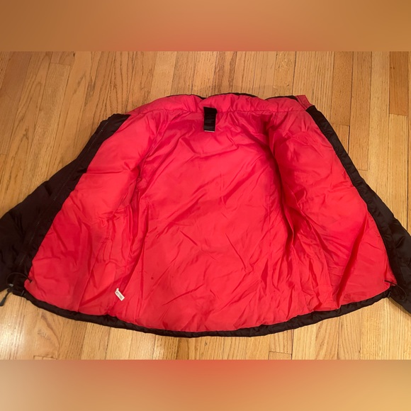 North Face women’s 550 snow jacket (burgundy) ***price reduced*** - Picture 3 of 6